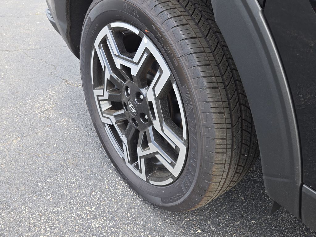 2025 Hyundai Santa Cruz Limited photo 8