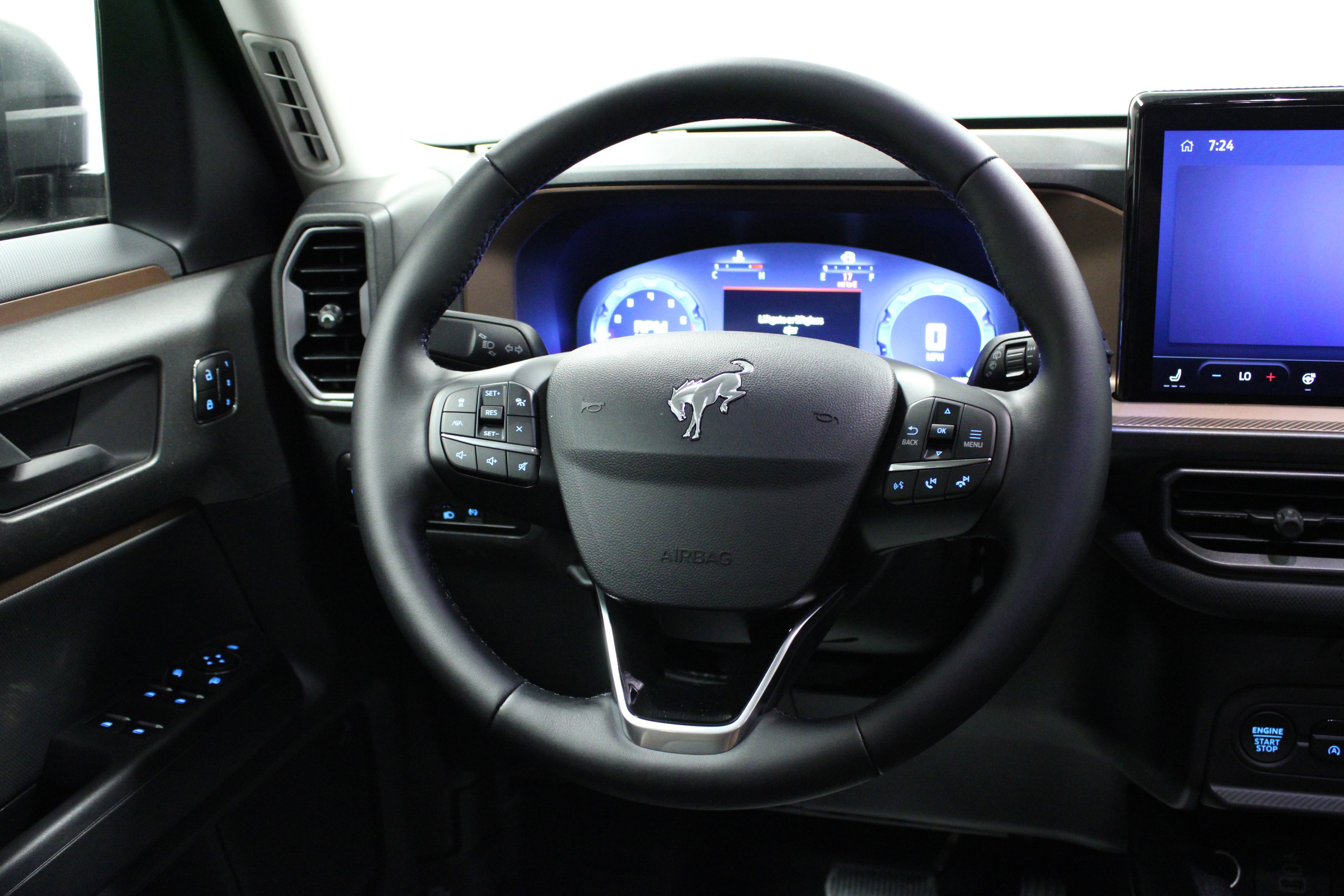 2025 Ford Bronco Sport Outer Banks photo 13