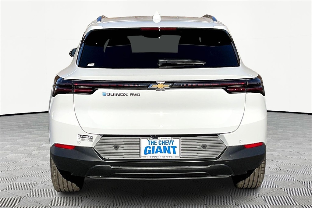2026 Chevrolet Equinox EV 1LT photo 4