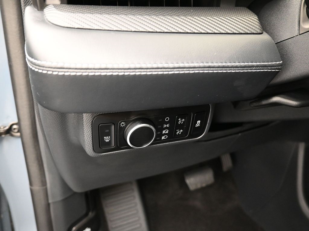 2024 Ford Mustang Mach-E Premium photo 13