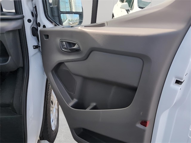 2024 Ford Transit photo 31