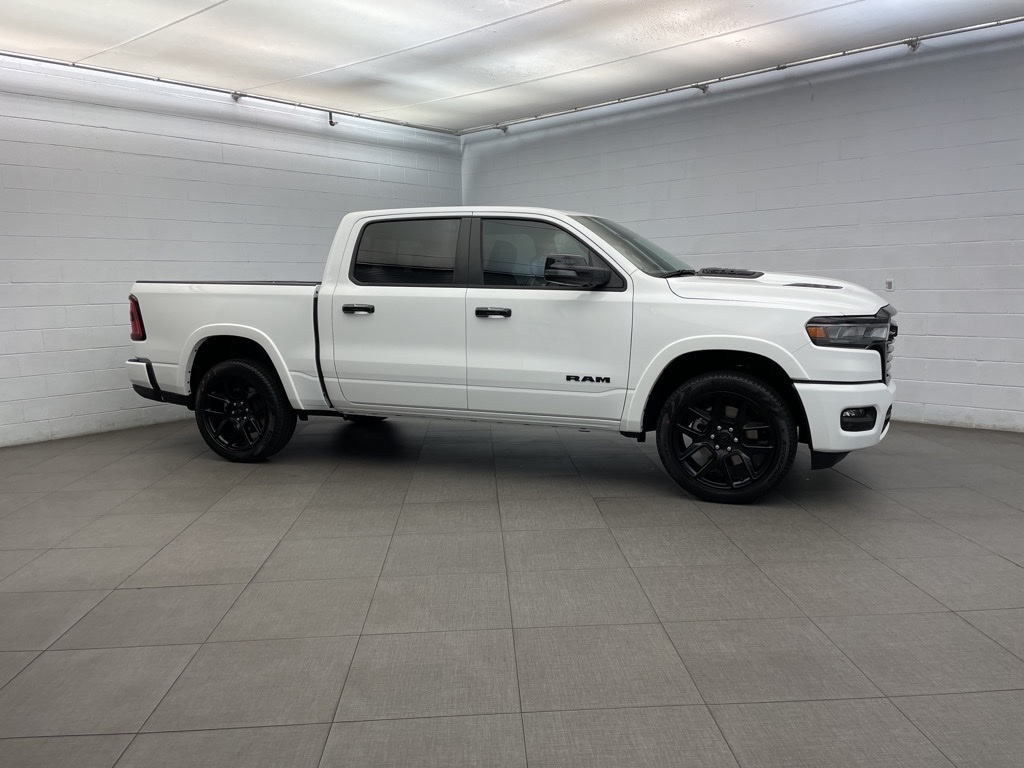 2025 Ram 1500 Laramie photo 2