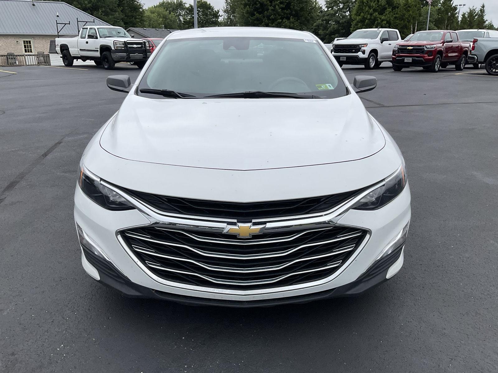 Used 2023 Chevrolet Malibu 1FL with VIN 1G1ZC5ST4PF169862 for sale in Corydon, IN