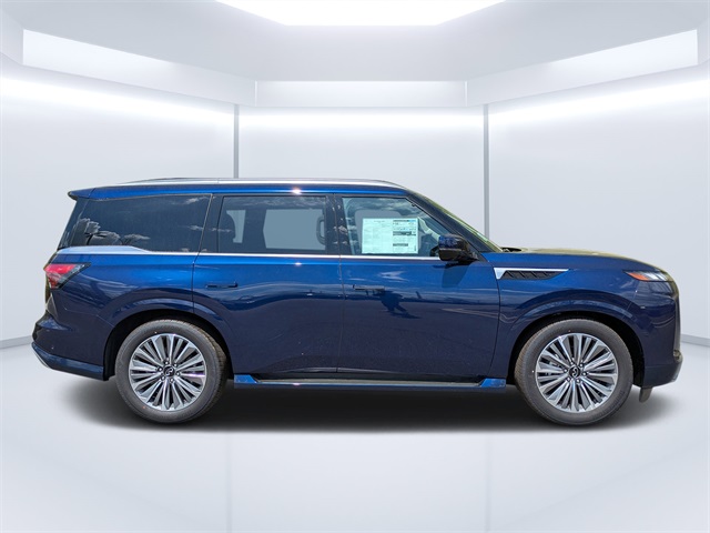 2025 Infiniti QX80 Luxe photo 2
