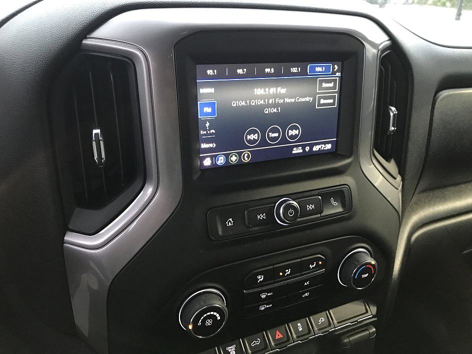 2022 Chevrolet Silverado 2500HD Custom photo 17