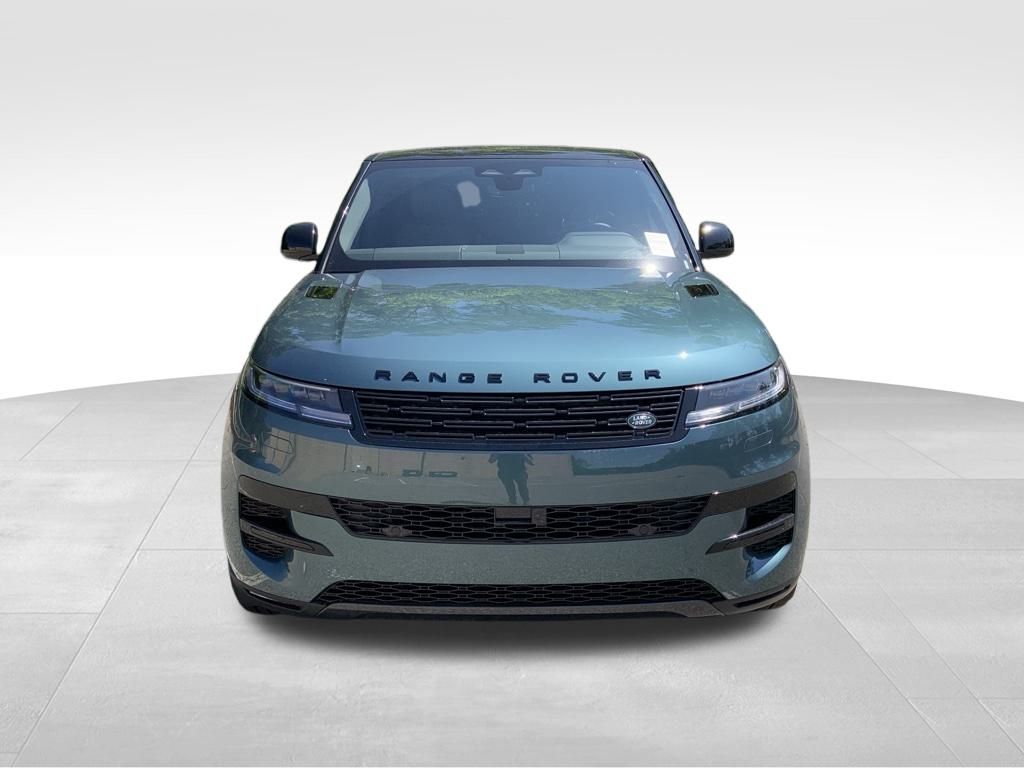 2025 Land Rover Range Rover Sport SE photo 2