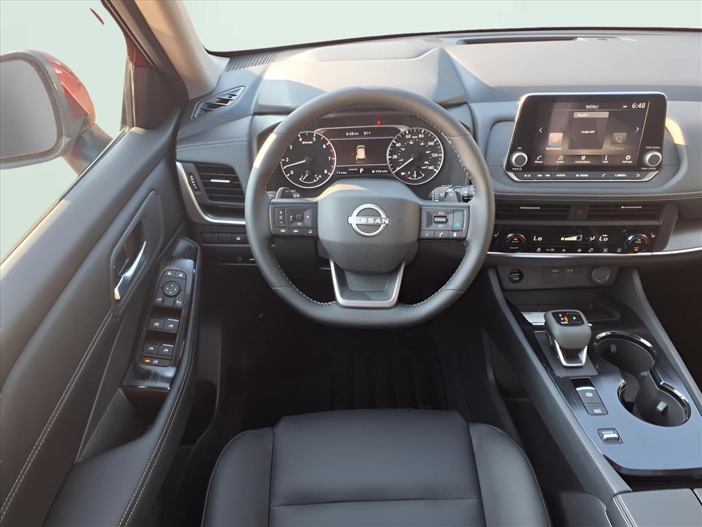 2026 Nissan Rogue SV photo 13