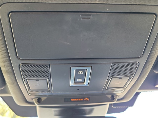2019 Land Rover Discovery Sport HSE photo 31