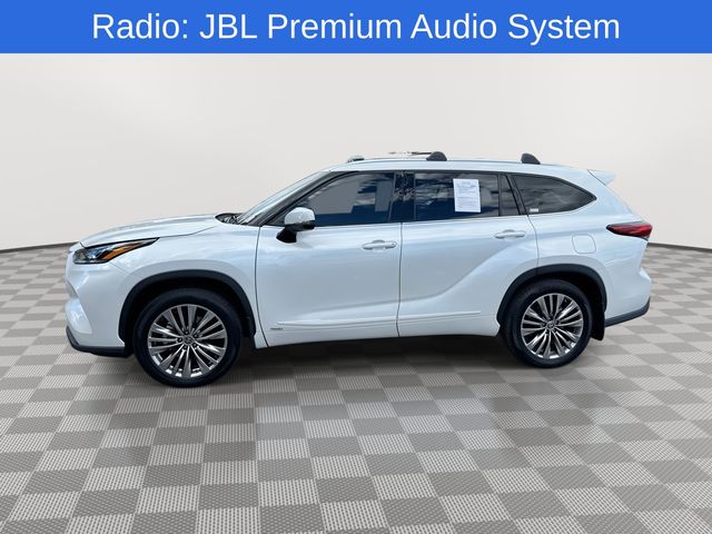 2022 Toyota Highlander Hybrid Platinum photo 5