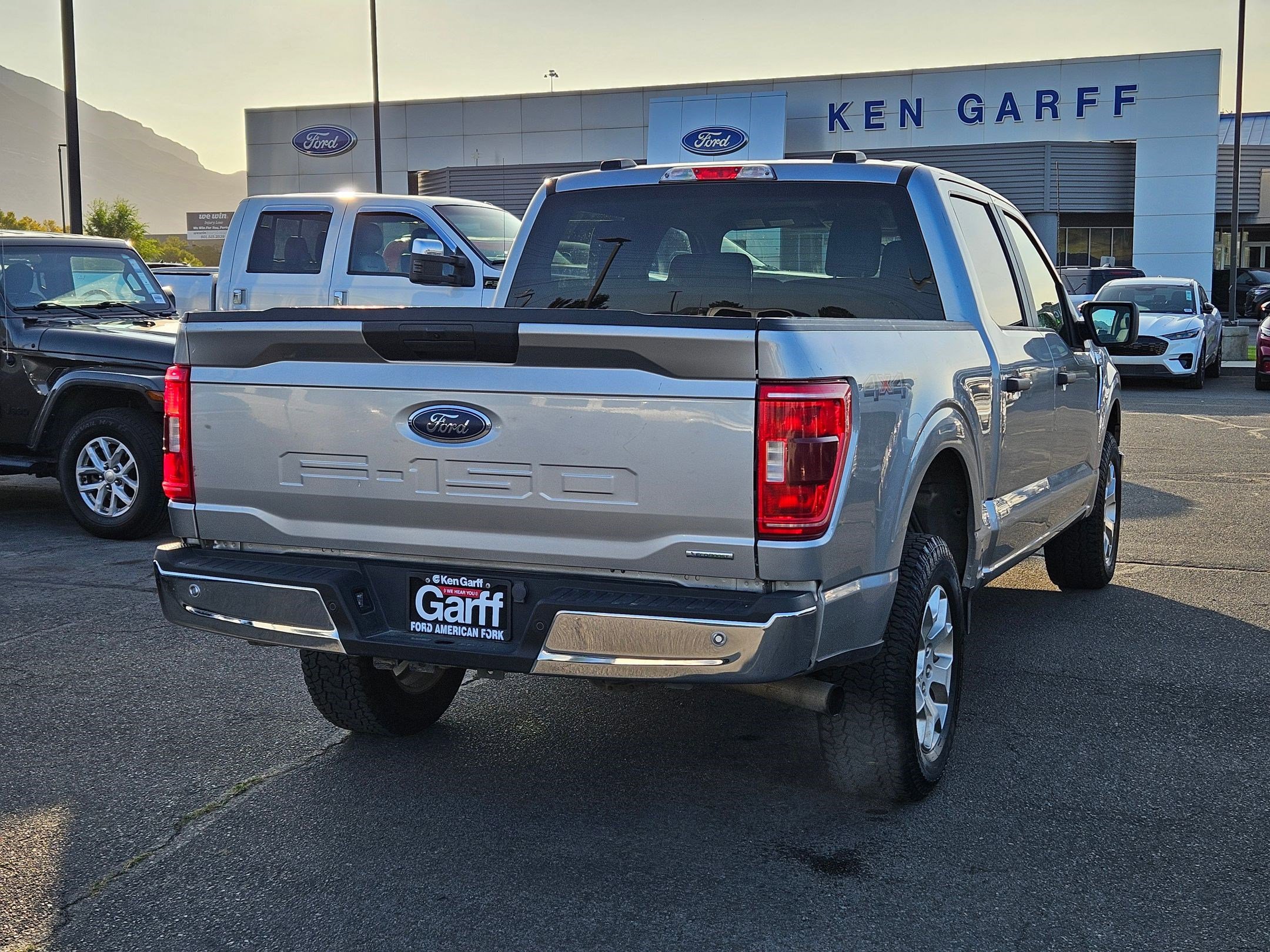 2023 Ford F-150 XLT photo 3