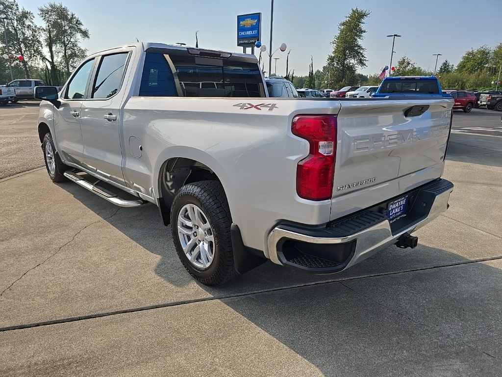 2020 Chevrolet Silverado 1500 LT photo 3