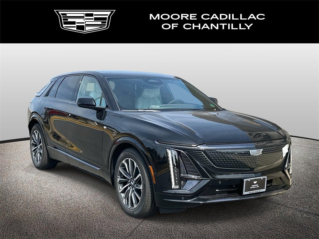 2026 Cadillac LYRIQ Sport's photo