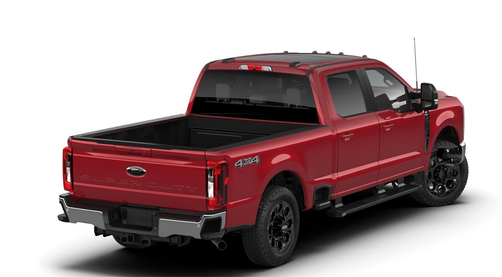 2026 Ford F-350 XLT photo 3