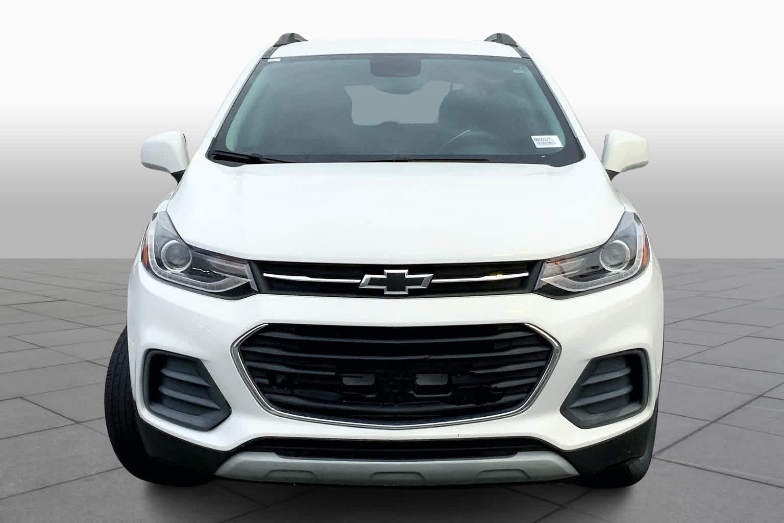 2022 Chevrolet Trax LT photo 3