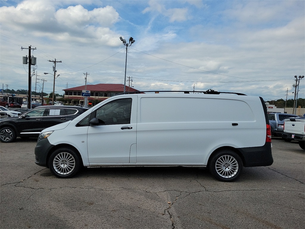 2022 Mercedes Benz Metris Cargo photo 2