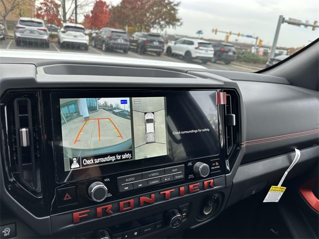 2025 Nissan Frontier Crew Cab PRO-4X photo 5
