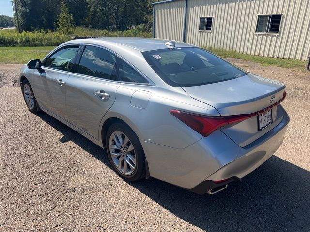 2021 Toyota Avalon XLE photo 4