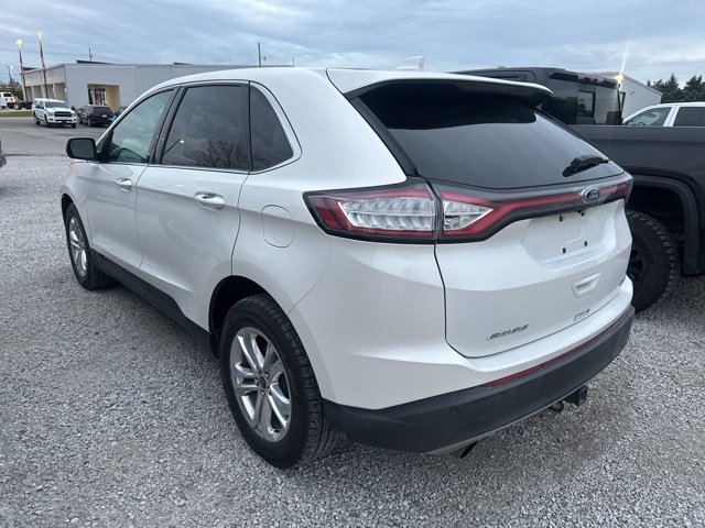2015 Ford Edge SEL photo 2