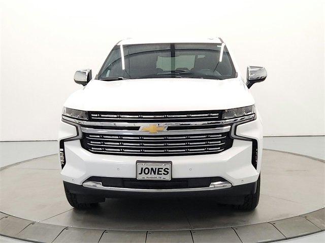 2023 Chevrolet Suburban Premier photo 2