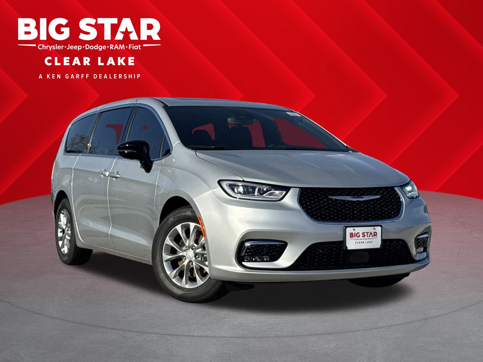 2026 Chrysler Pacifica Limited's photo