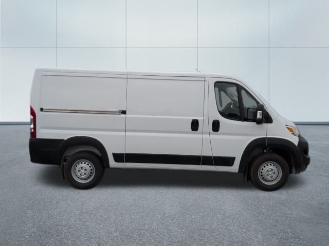 2026 Ram ProMaster 2500 photo 2