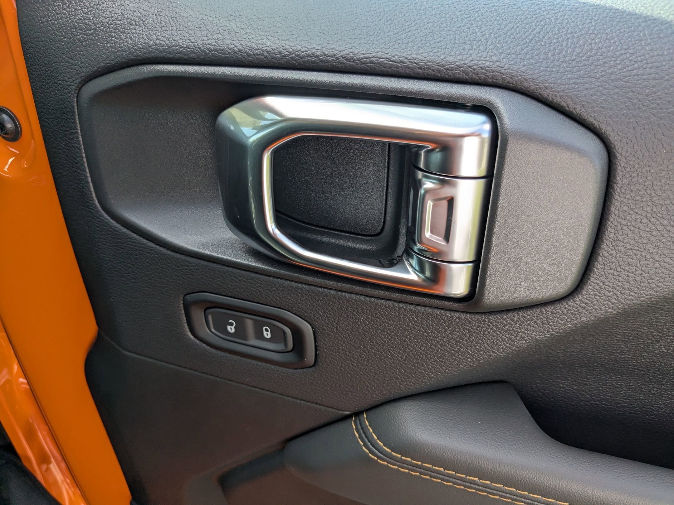 2025 Jeep Gladiator Sport photo 31