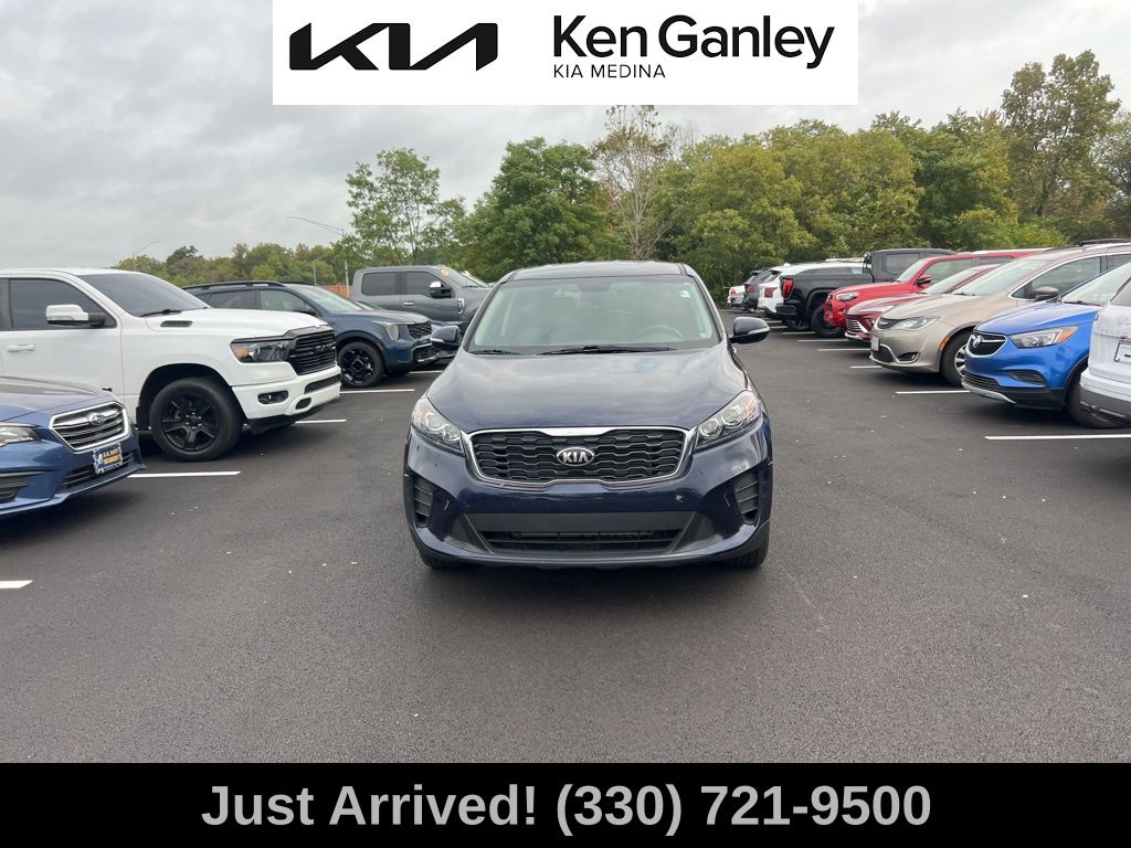2020 Kia Sorento LX S photo 2