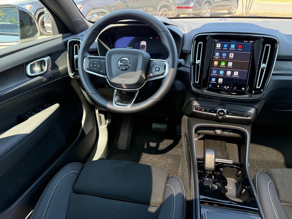 2024 Volvo C40 Recharge Plus photo 24