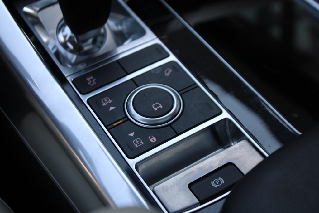 2020 Land Rover Range Rover Sport HST photo 24