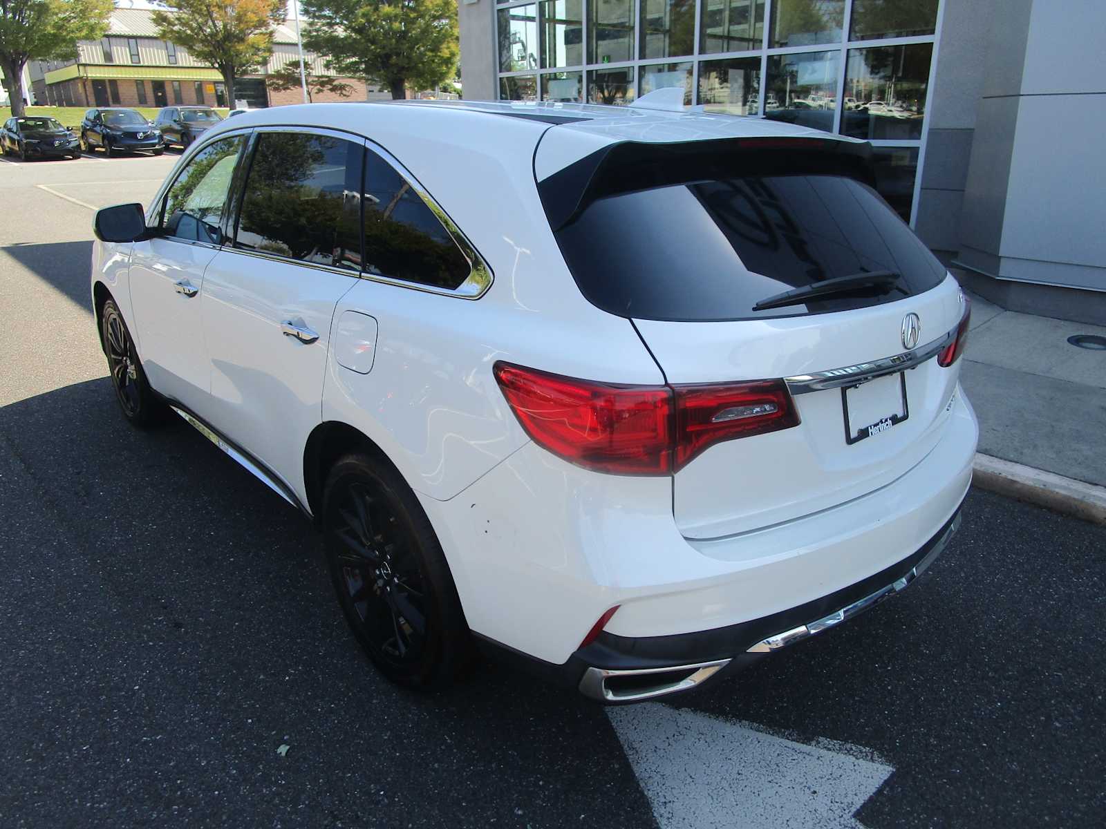 2017 Acura MDX SH-AWD Technology photo 5