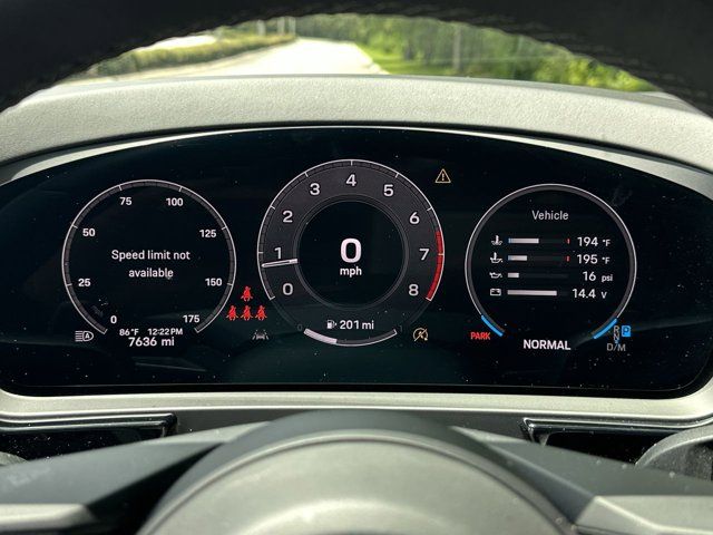 2024 Porsche Cayenne Coupe Base photo 9