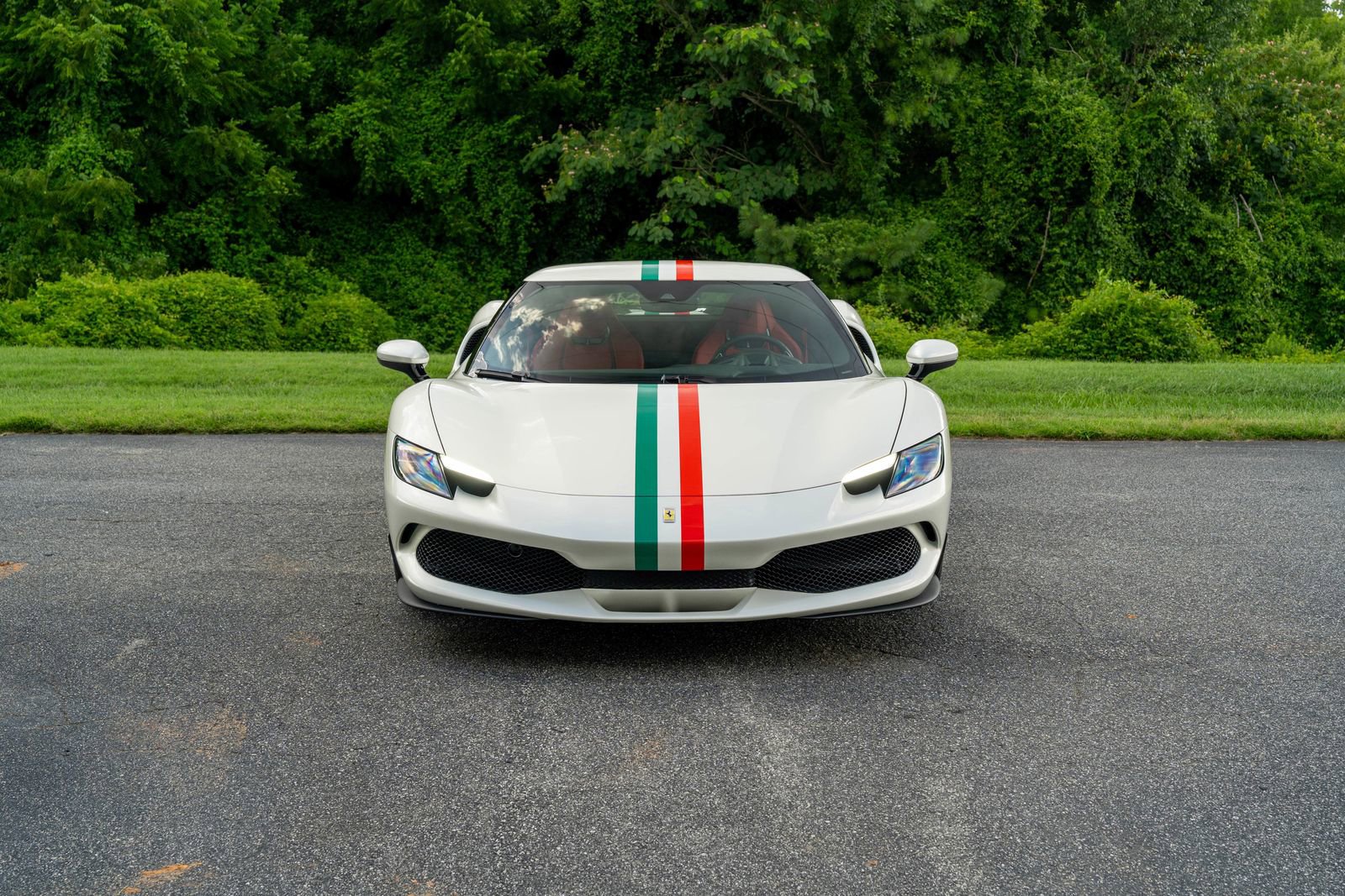 2024 Ferrari 296 GTB Base photo 5