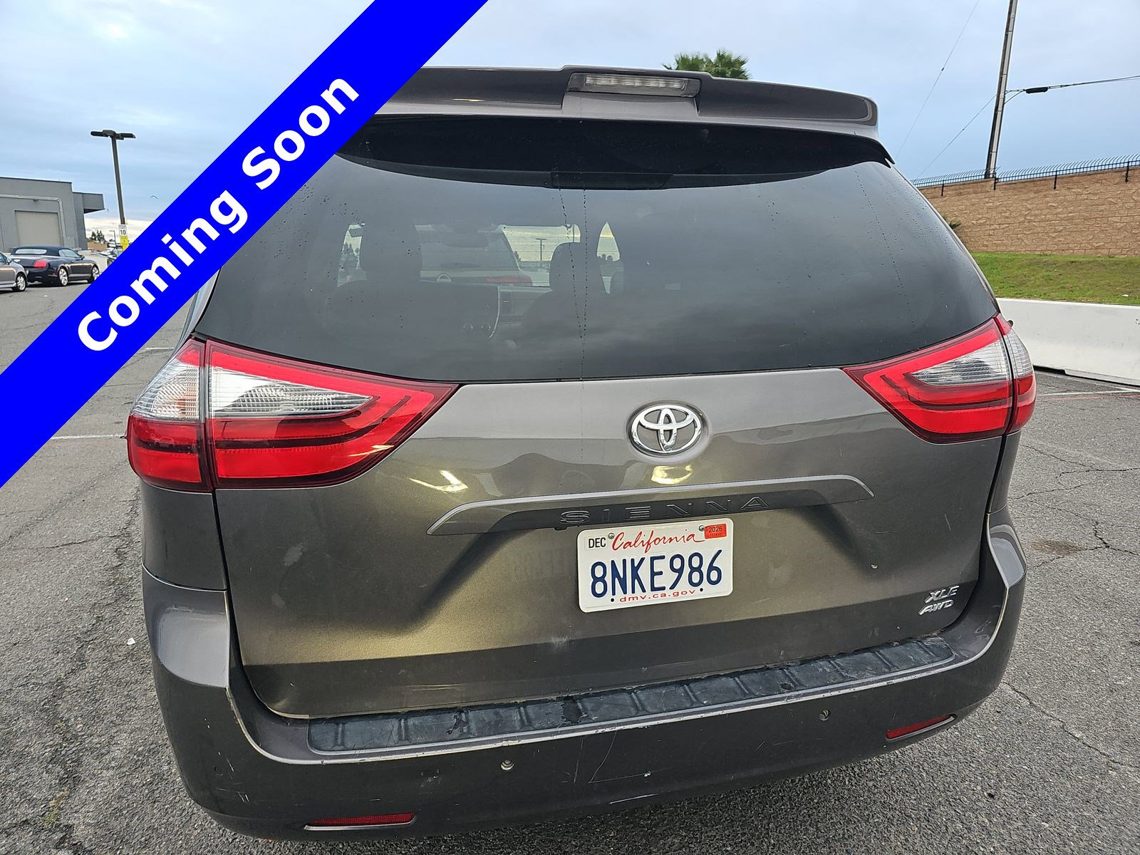 2020 Toyota Sienna XLE