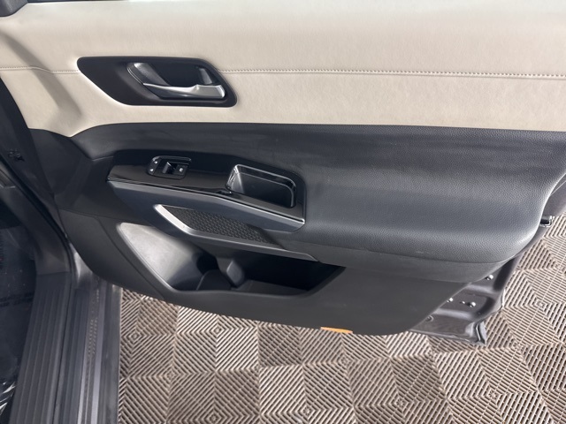 2022 Nissan Pathfinder SL photo 19