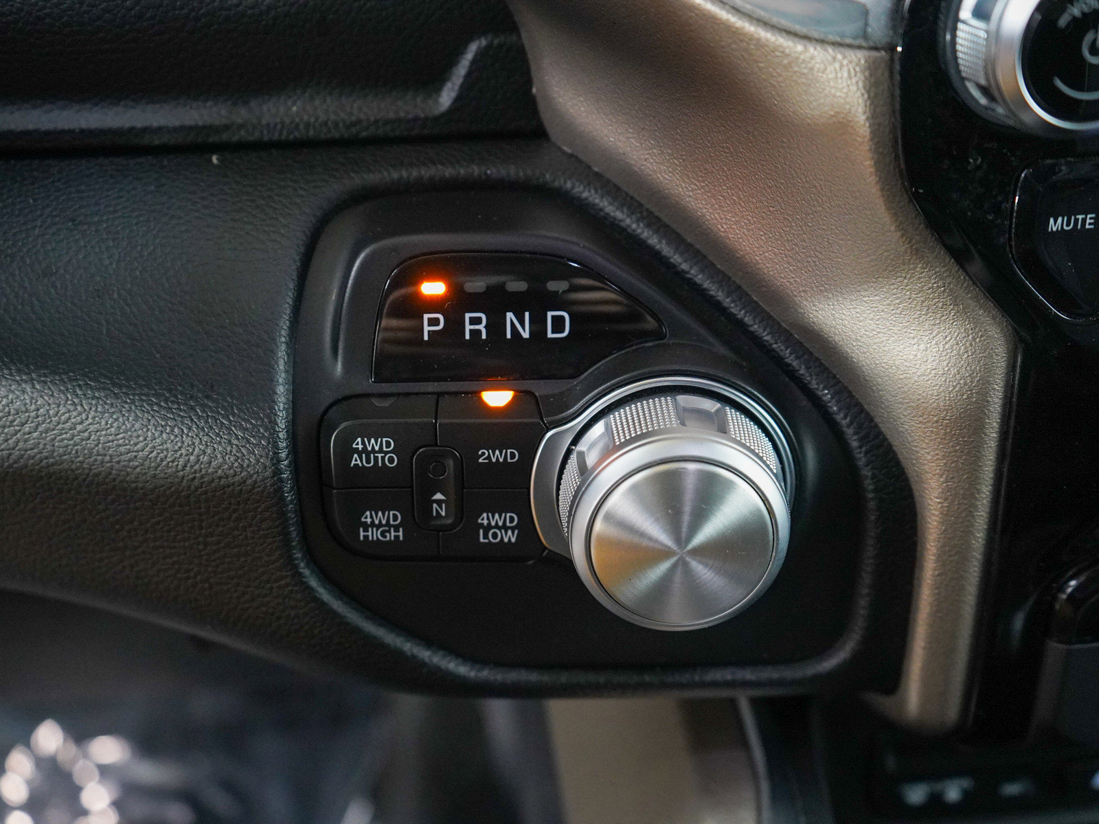 2019 Ram 1500 Laramie photo 25
