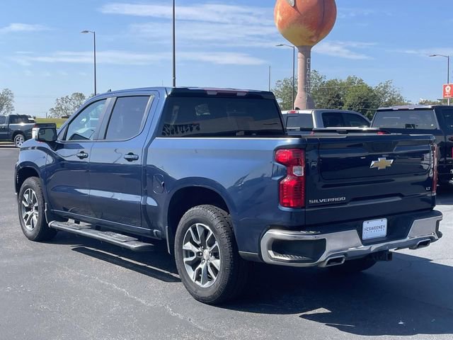 2023 Chevrolet Silverado 1500 LT photo 4