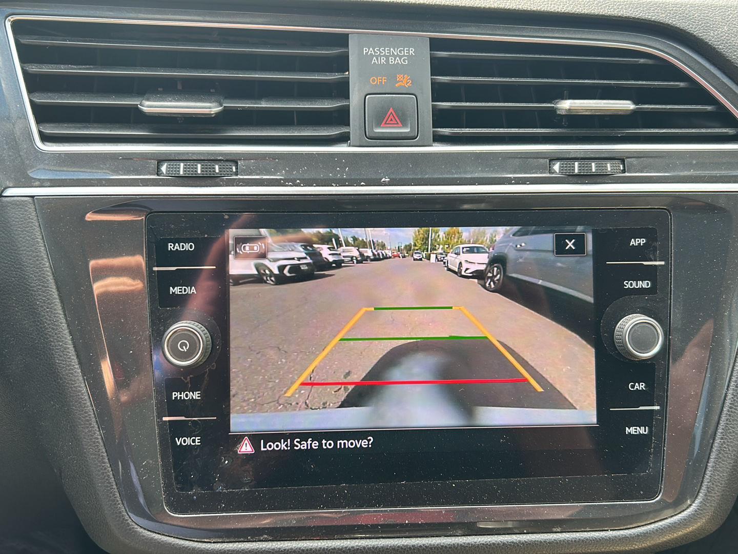 2022 Volkswagen Tiguan SE photo 15