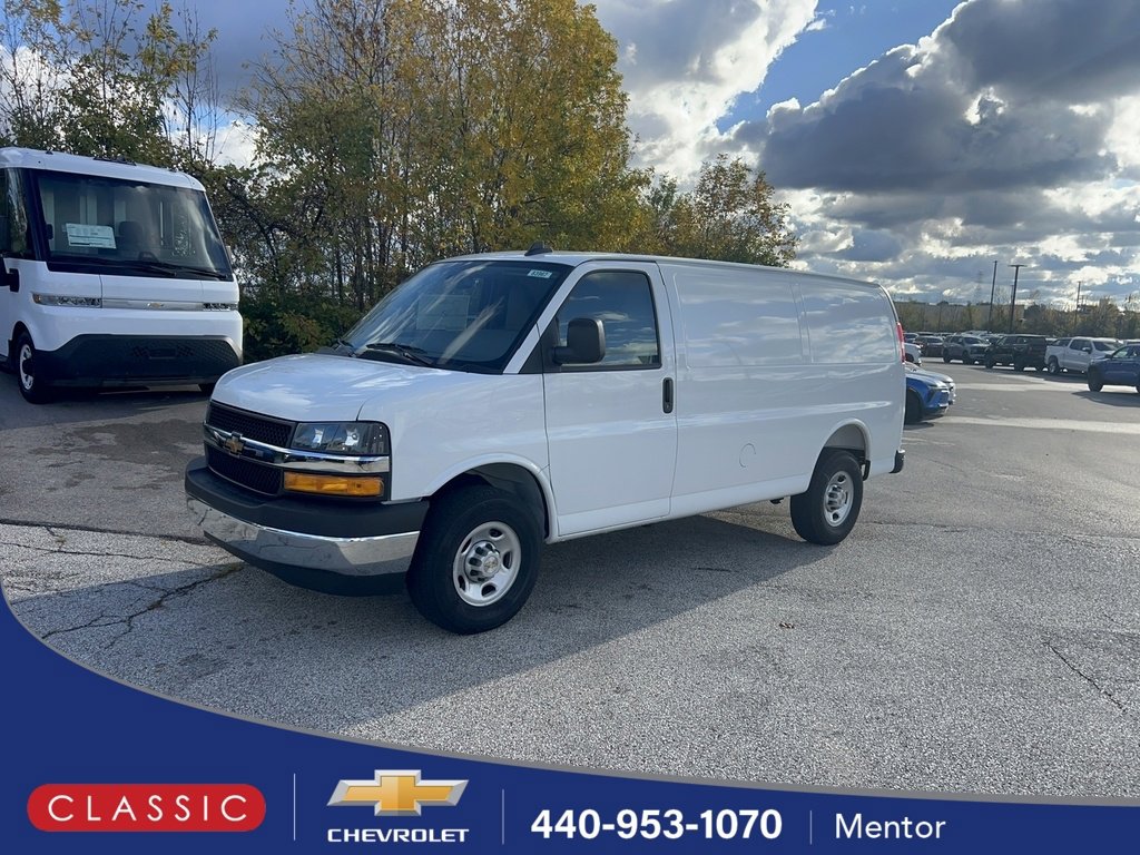 2025 Chevrolet Express Cargo Work Van's photo