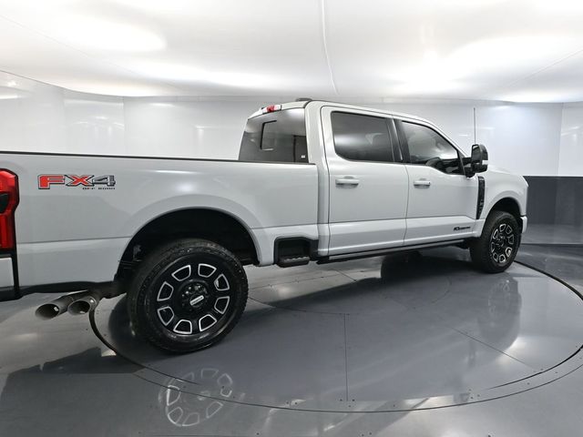 2025 Ford F-250 photo 3