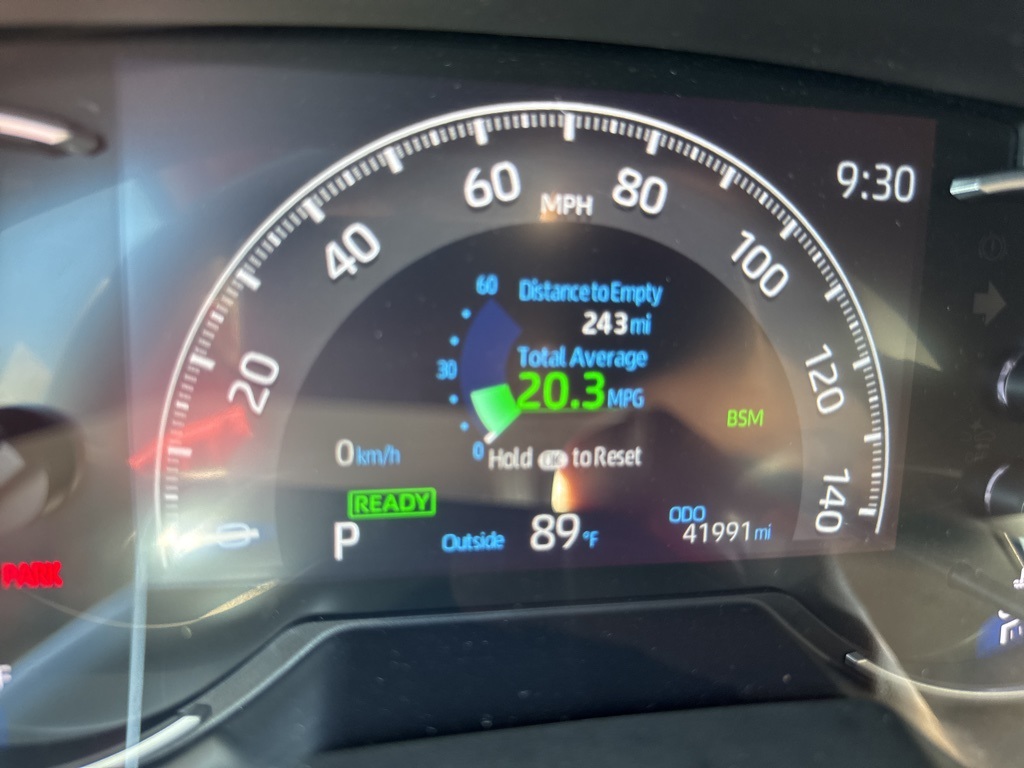 2022 Toyota RAV4 Hybrid Limited photo 7