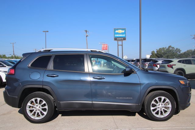 Used 2020 Jeep Cherokee Latitude with VIN 1C4PJLCB9LD525565 for sale in Freer, TX