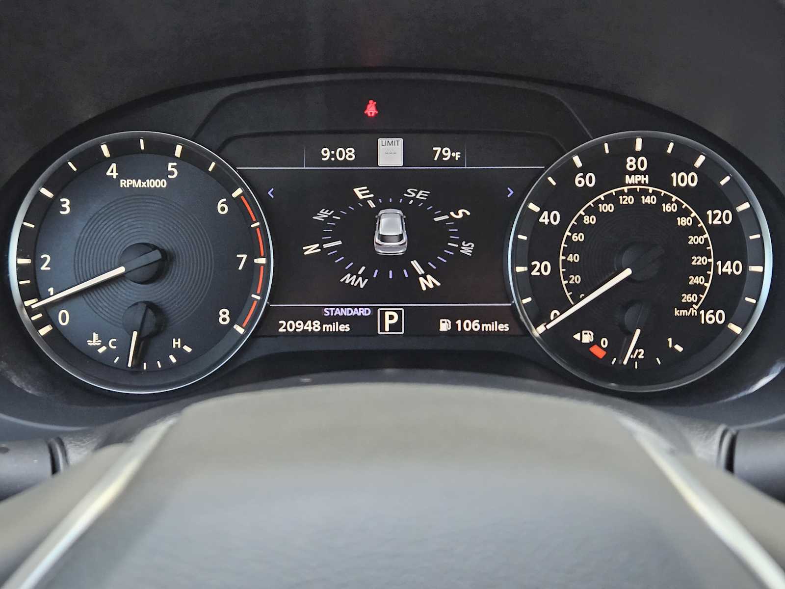 2022 Infiniti QX50 Essential photo 12