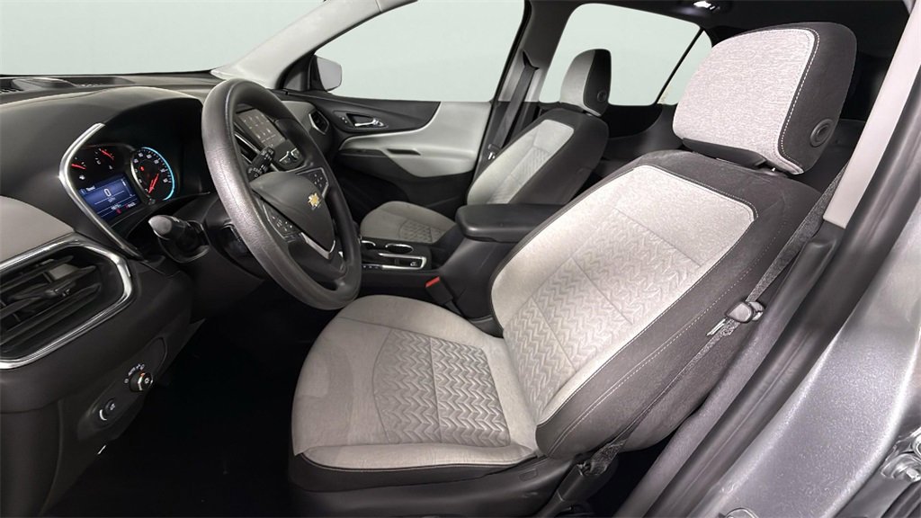 2024 Chevrolet Equinox LS photo 16
