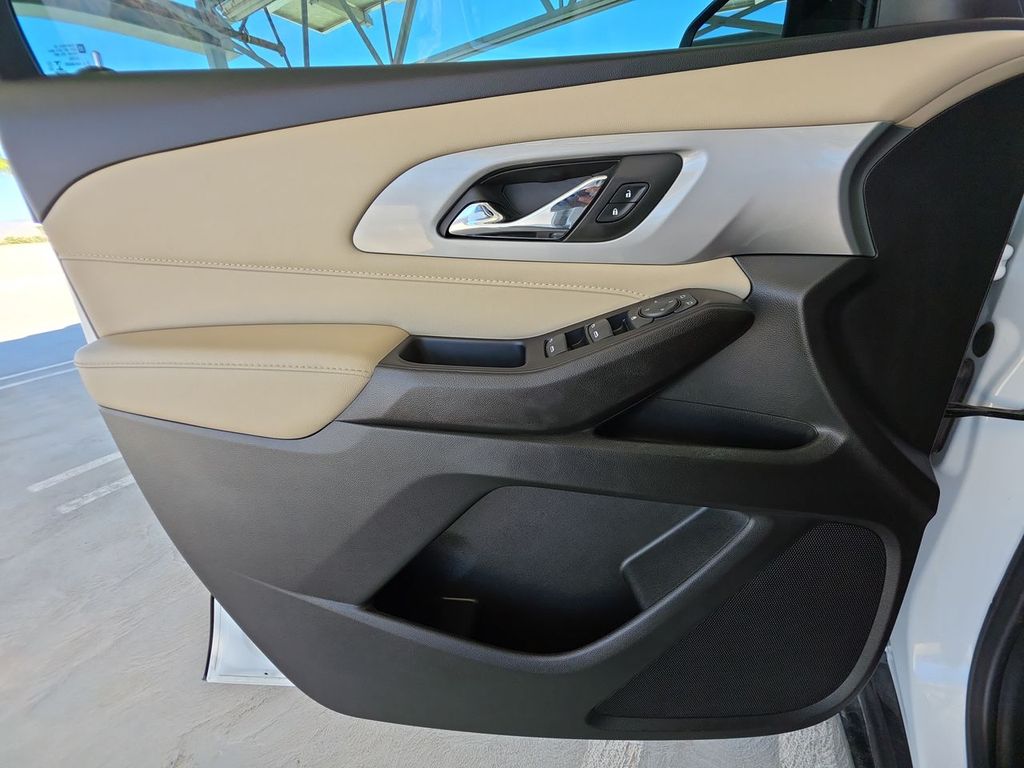 2022 Chevrolet Traverse LS photo 19
