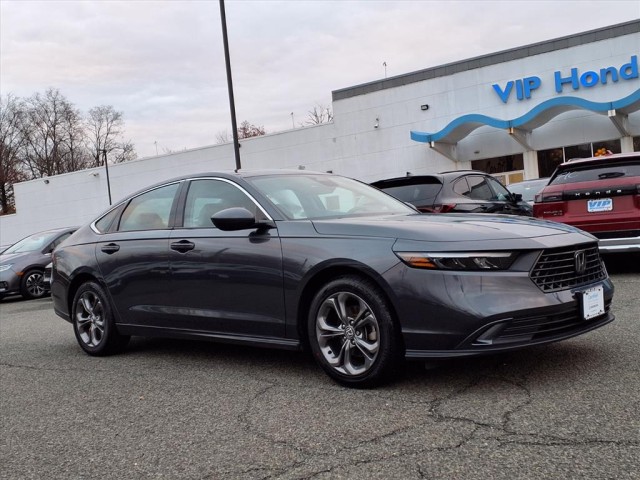 2023 Honda Accord EX's photo