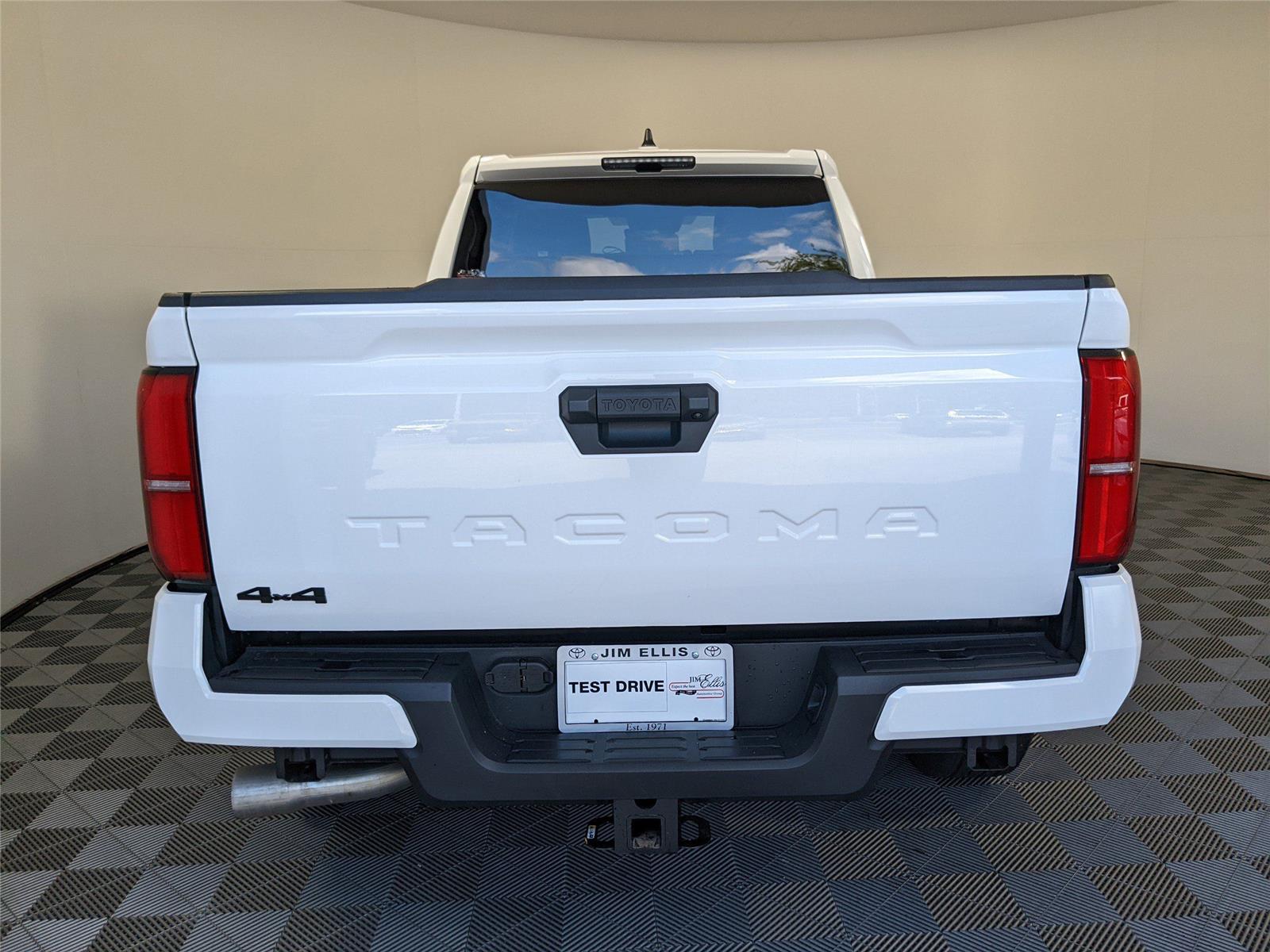 2024 Toyota Tacoma TRD Sport photo 20