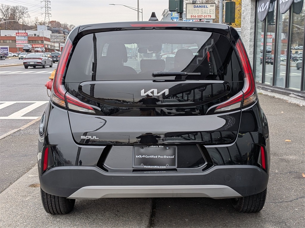 2023 Kia Soul LX photo 4
