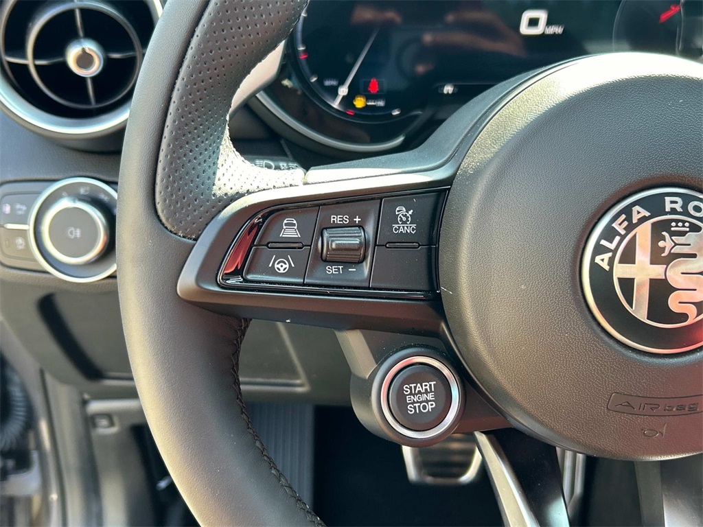 2025 Alfa Romeo Giulia SPRINT photo 25
