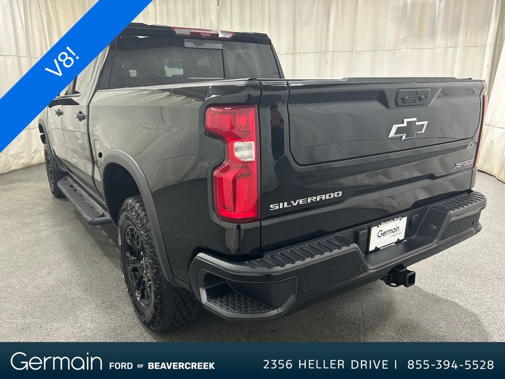2025 Chevrolet Silverado 1500 ZR2 photo 3