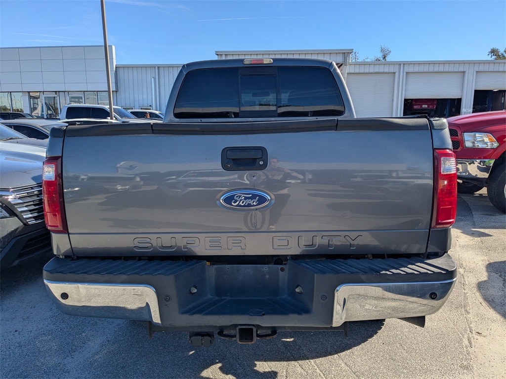 2011 Ford F-350 Lariat photo 4